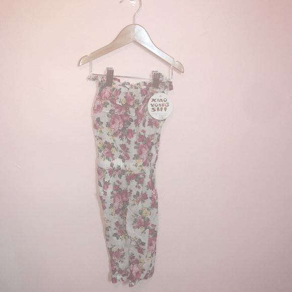 FLORAL CAPRI ROMPER - Picture 2 of 3